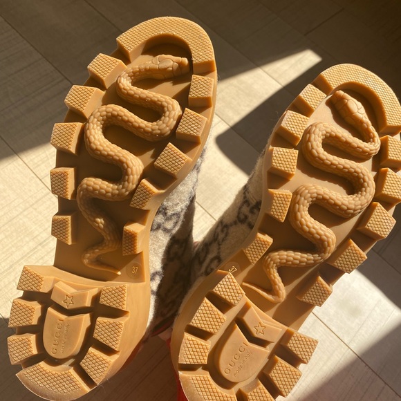 Women’s Gucci boots, size 37 EUR - Picture 4 of 8